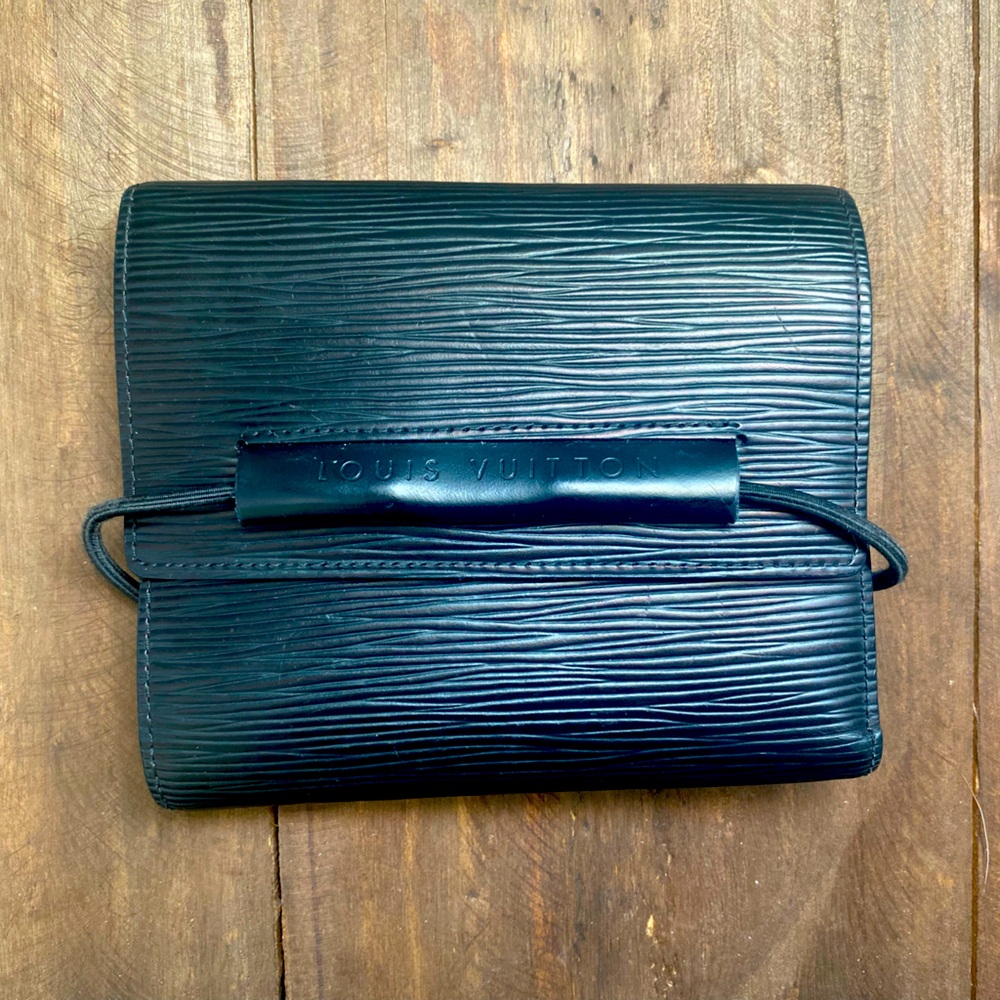Vintage Louis Vuitton Balck Wpi wallet with elastic strap